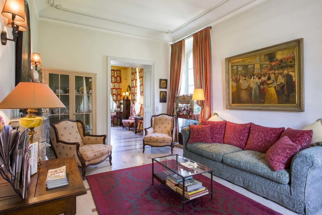 Chateau Talaud Bed and Breakfast Loriol-du-Comtat Eksteriør billede