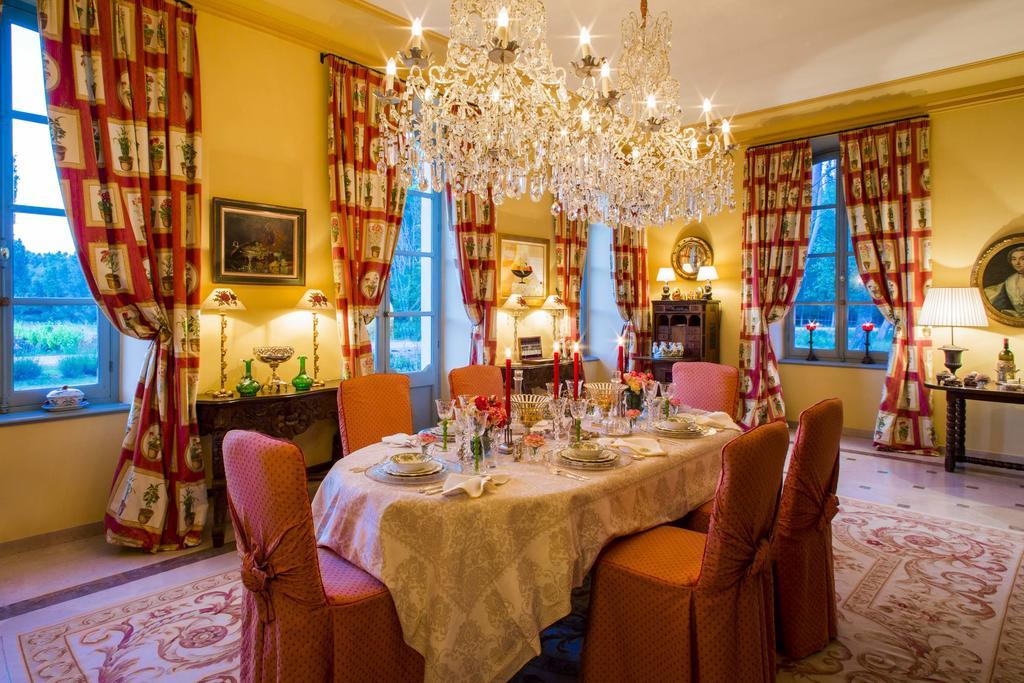 Chateau Talaud Bed and Breakfast Loriol-du-Comtat Eksteriør billede