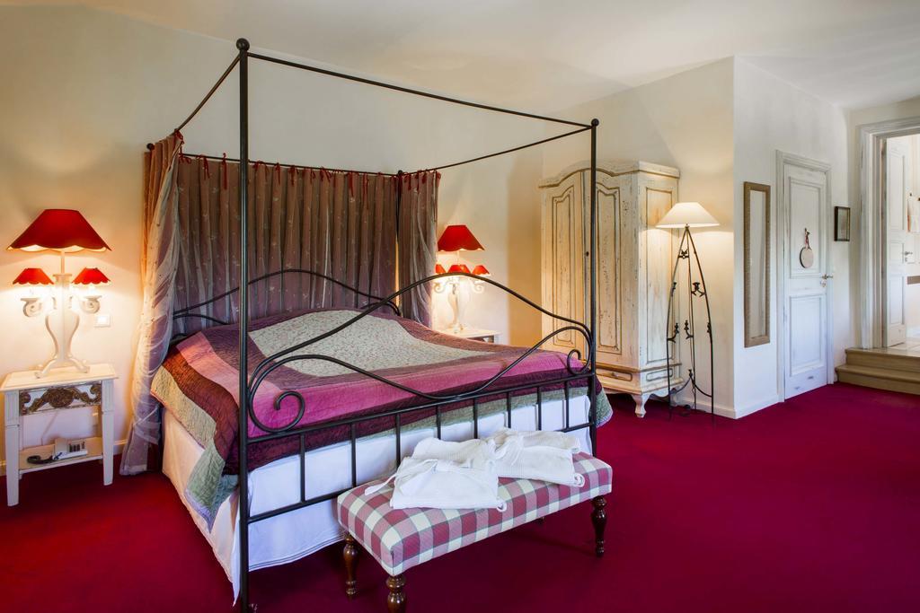 Chateau Talaud Bed and Breakfast Loriol-du-Comtat Værelse billede